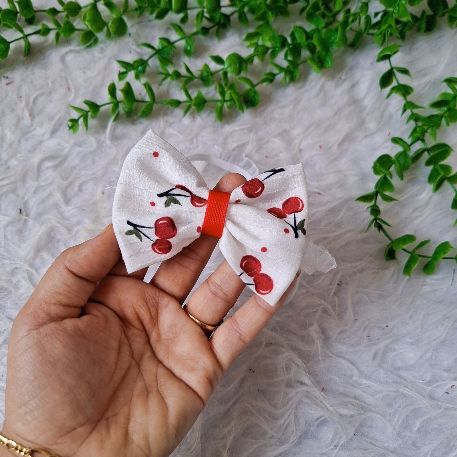 هدبند گیلاسی