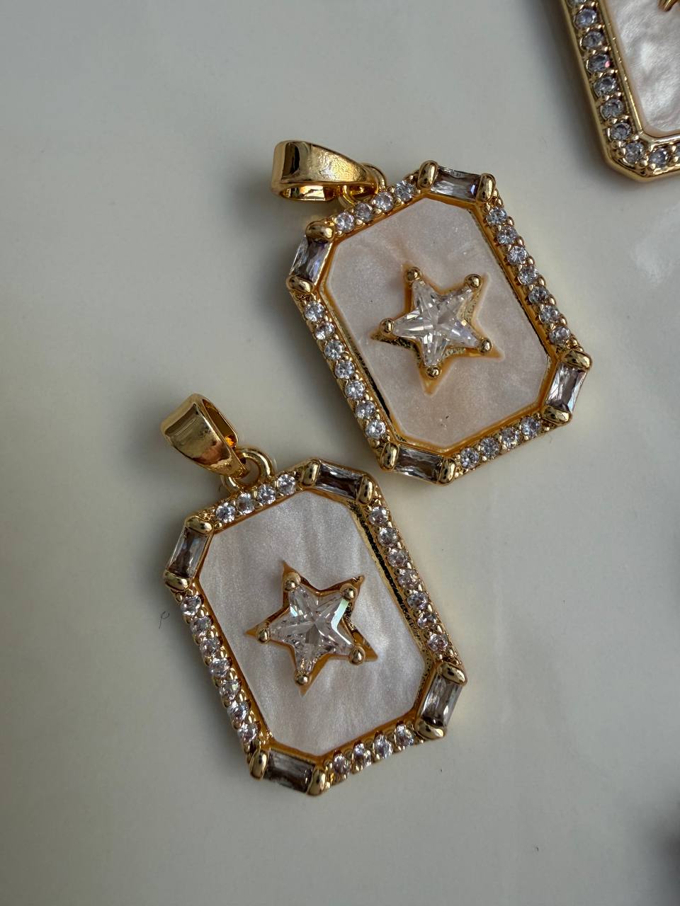 اویز کد 72
