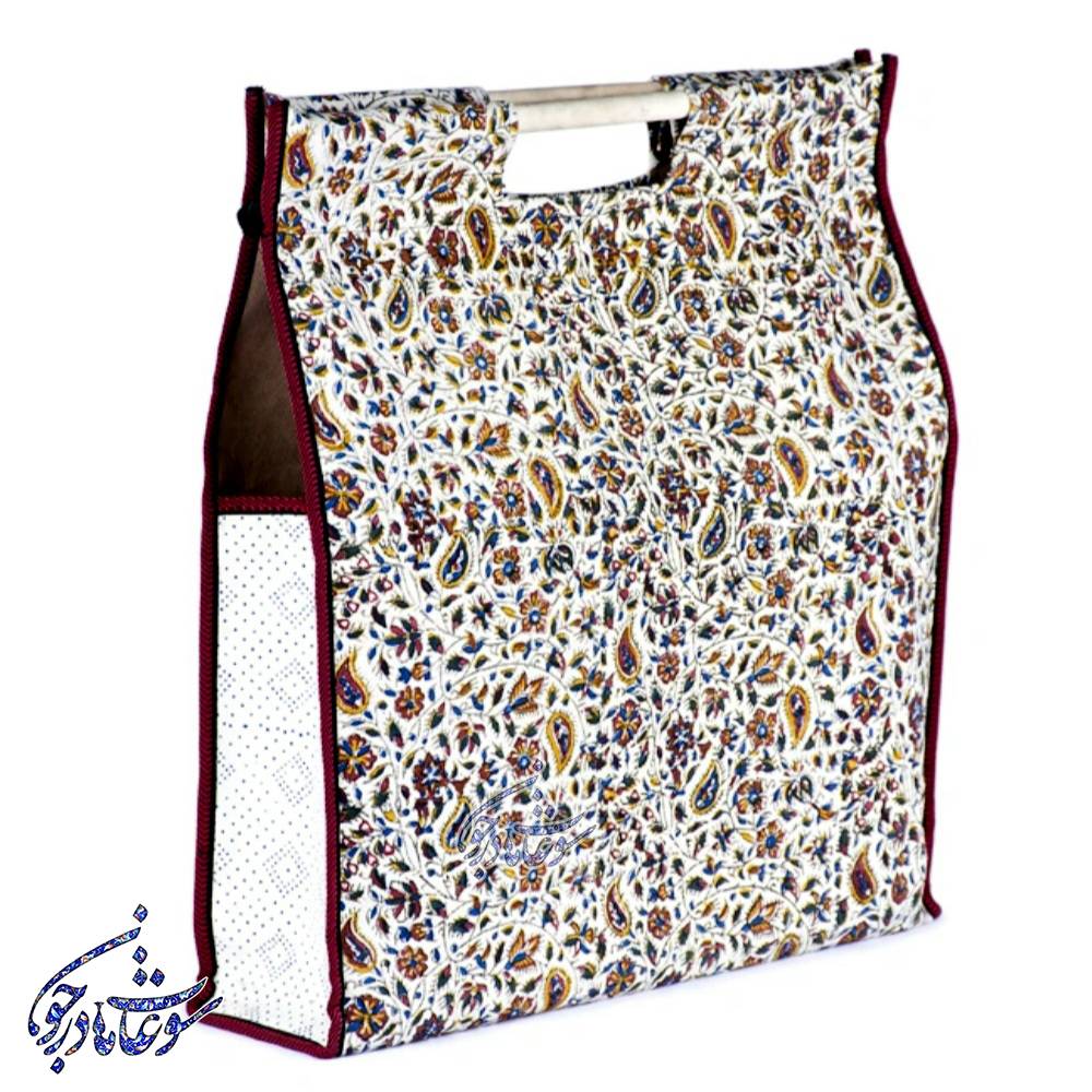 کیف قلمکار با دسته چوبی