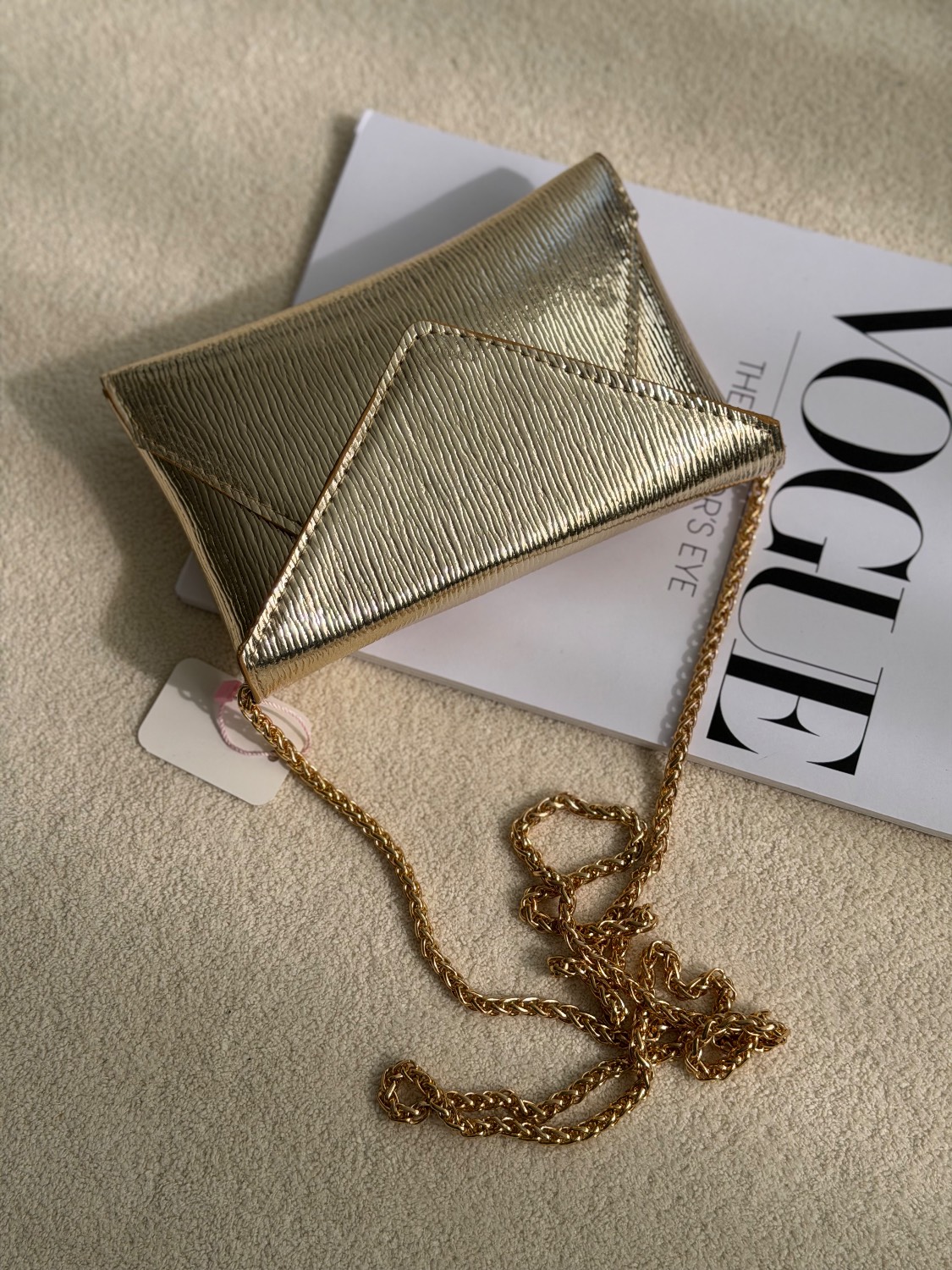 زارا پاکتی