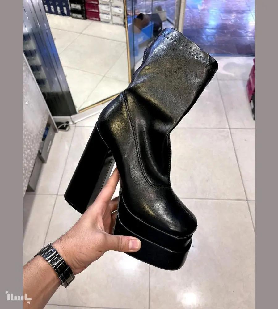 جزئیات محصول بوت دولژ شارلی