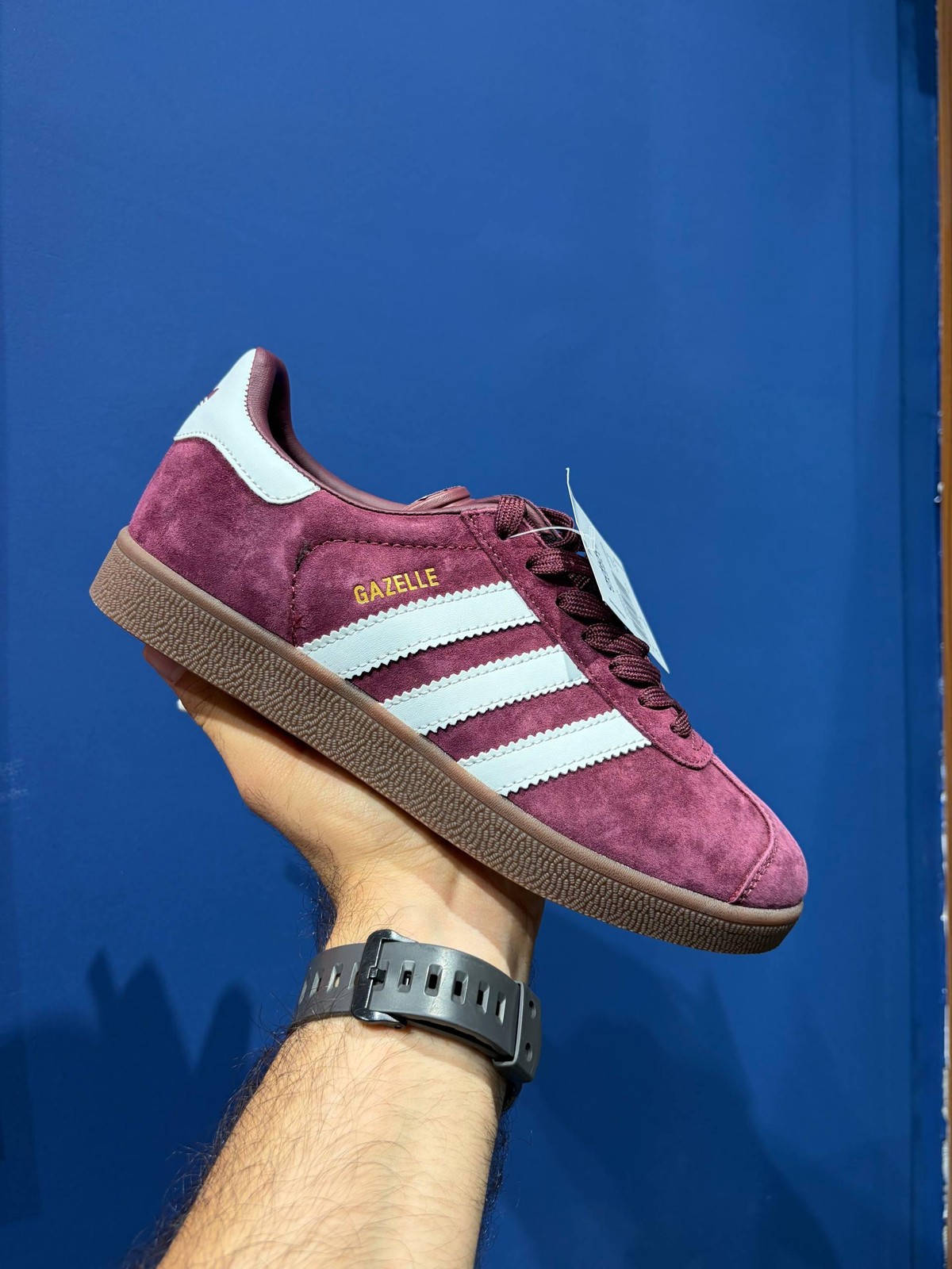 Adidas gazelle burgundy آدیداس قزل زرشکی