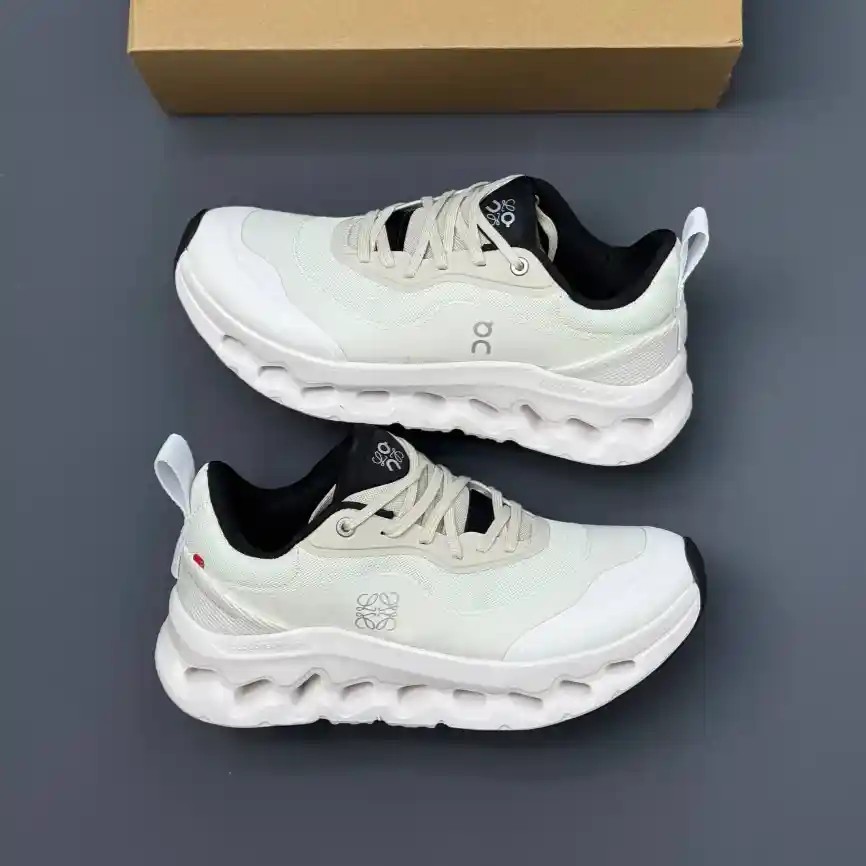 کتونی آن رانینگ QC Loewe Cloudtilt سفید On Running QC Loewe Cloudtilt White