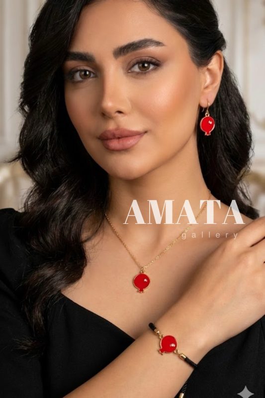 گردنبند و گوشواره انار نگینی یلدایی
