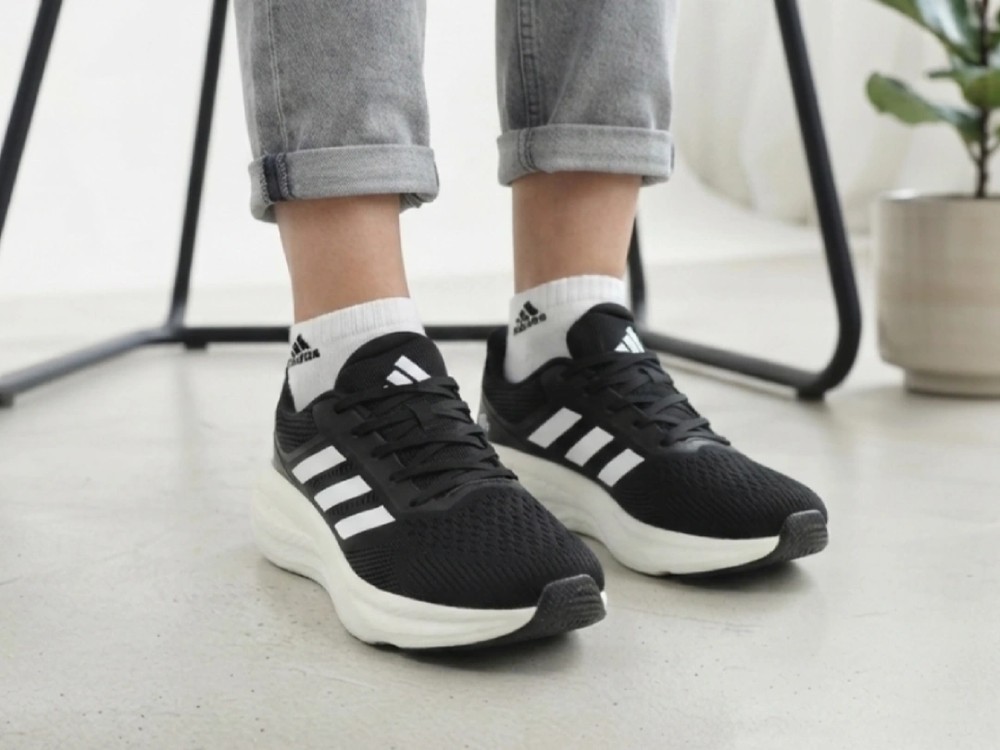 کفش رانینگ زنانه آدیداس | Adidas Response