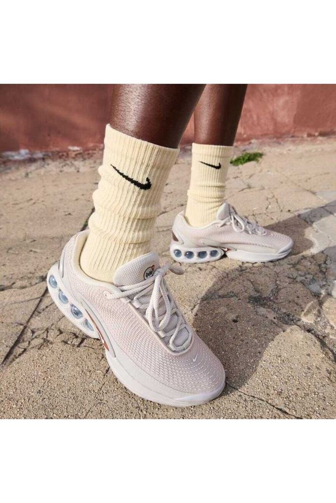 اسنیکر زنانه Air Max Dn Nike نایکی اورجینال
