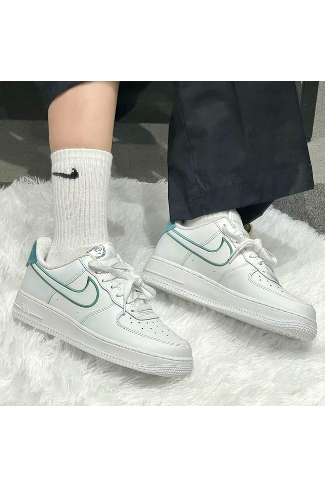 اسنیکر Air Force 1 Lv8 3 Nike نایکی اورجینال