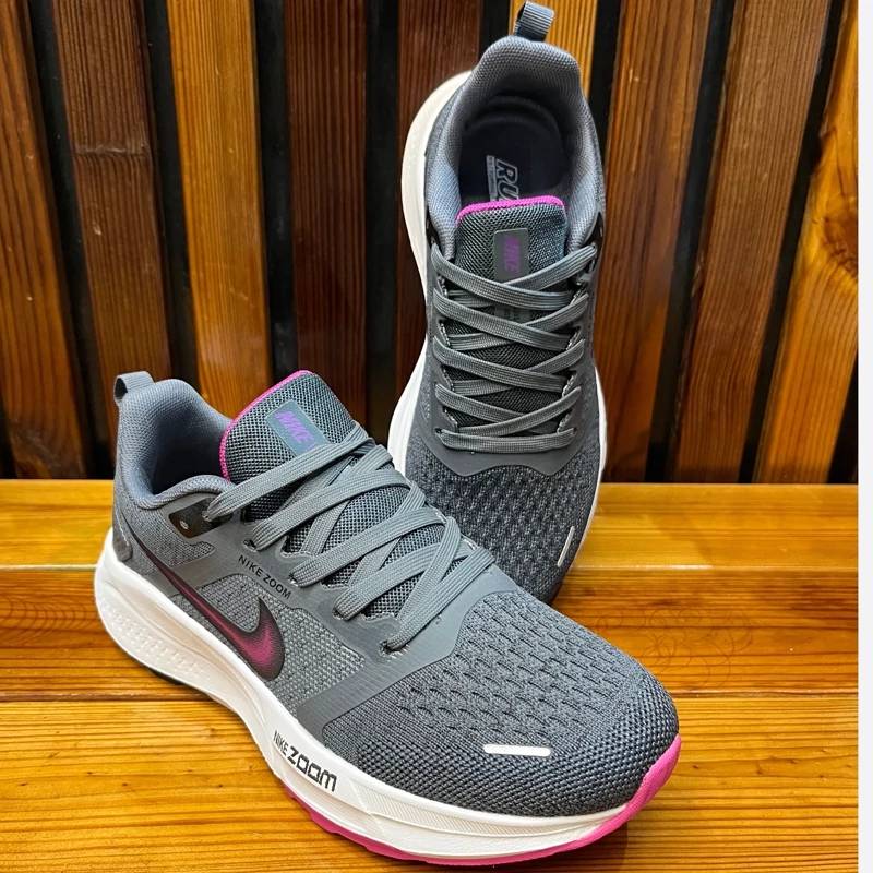 کتونی نایک زوم زنانه خاکستری (nike zoom)