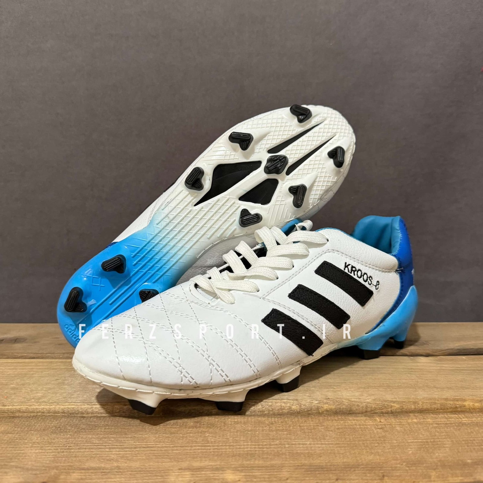 کفش استوک چمن آدیداس کروس kroos 8 (سفید)