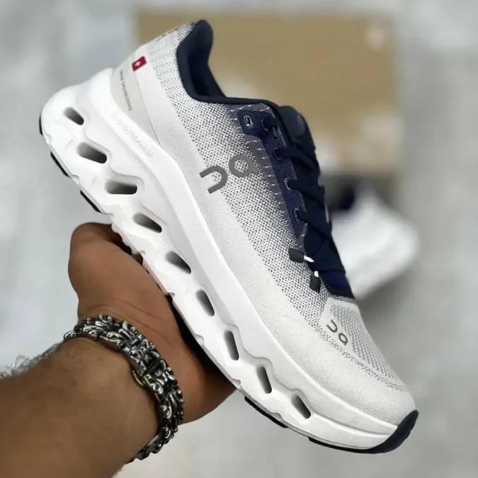 آن رانینگ سرمه‌ای سفید| QC White navy