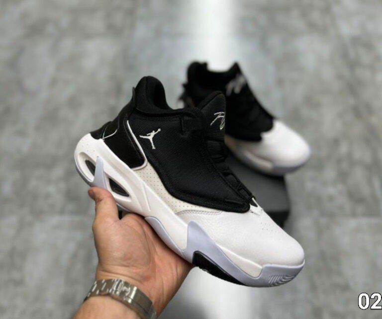 کفش اسپرت نایک Nike Max Aura 4