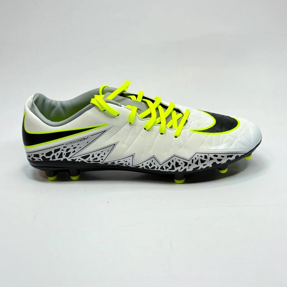 nike hypervenom