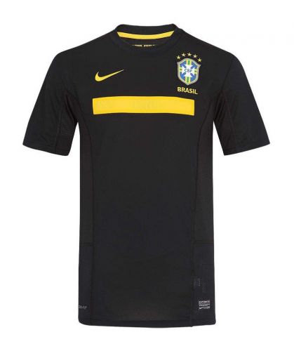 پیراهن پیراهن Brazil ۲۰۱۱