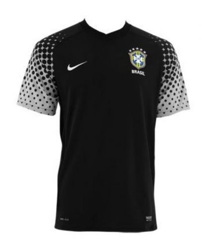پیراهن پیراهن Brazil ۲۰۱۰