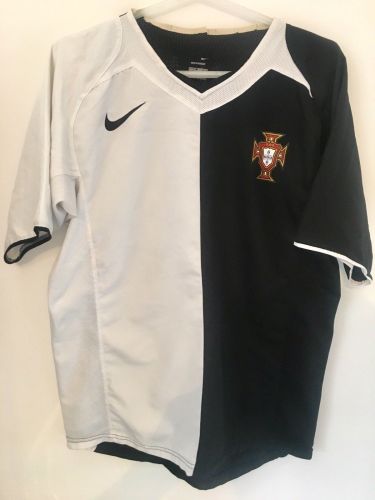 پیراهن پیراهن Portugal ۲۰۰۵