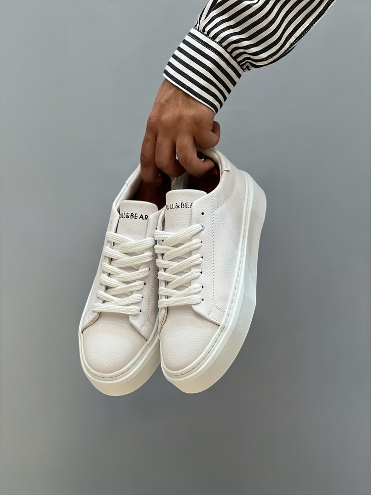 ونس PULL& BEAR