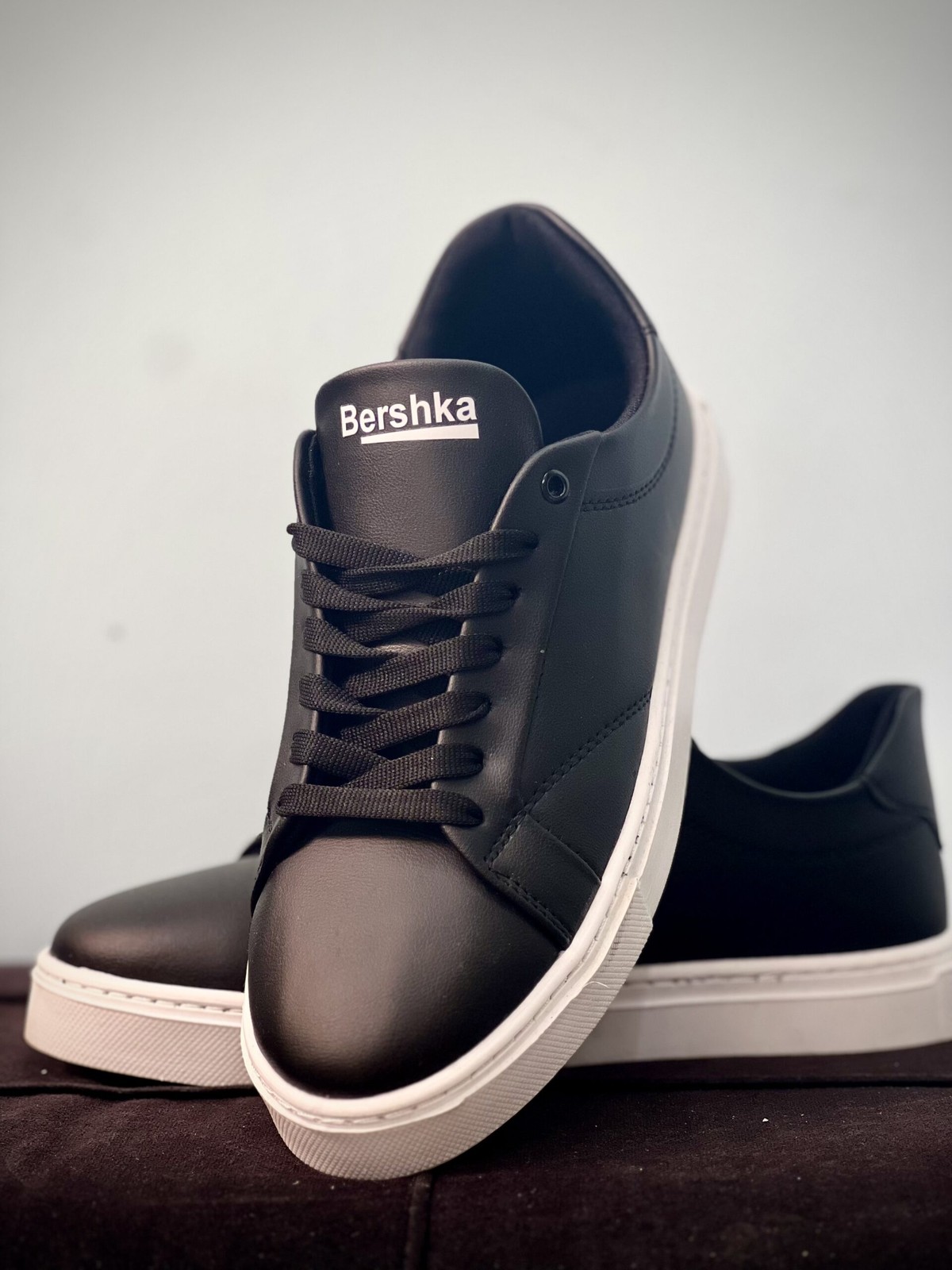 ونس Bershka