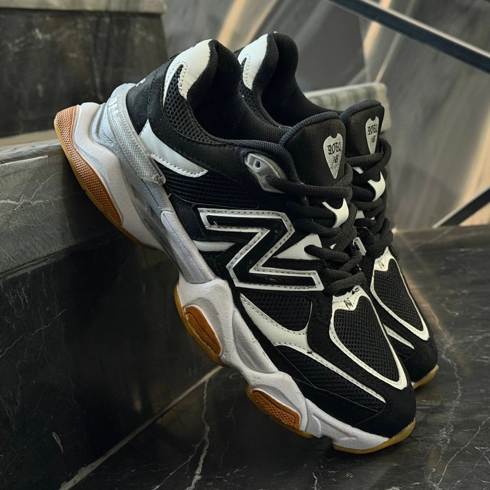 کفش کتانی مردانه بزرگپا نیوبالانس 9060 مشکی New Balance 9060