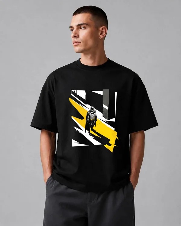 باکسی مشکی | طرح شوالیه تاریکی بتمن | | تیشرت باکسی مشکی | طرح شوالیه تاریکی بتمن | Urban Hero Yellow Black Graphic Tee کد 20925