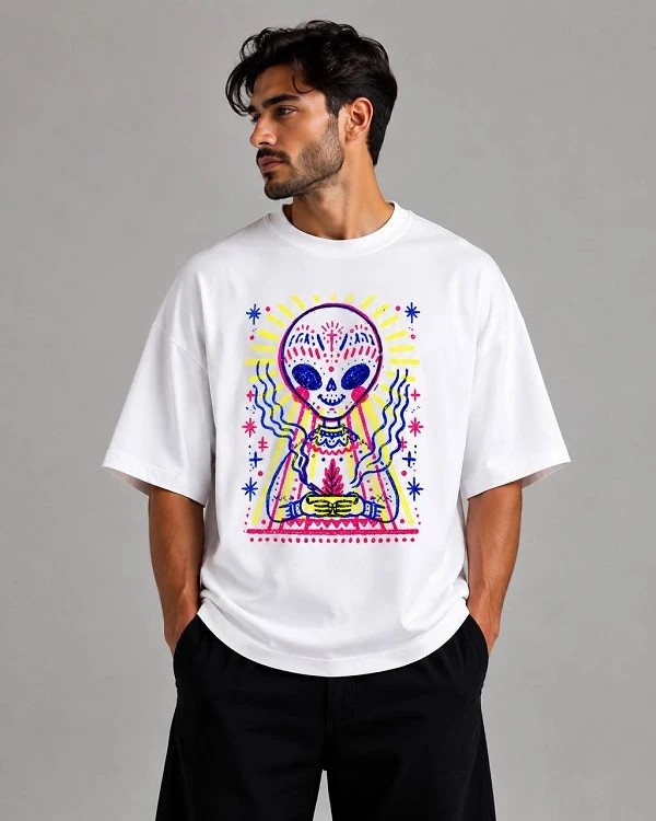 باکسی سفید طرح آدم فضایی