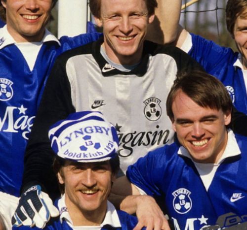 پیراهن پیراهن Lyngby ۱۹۸۵