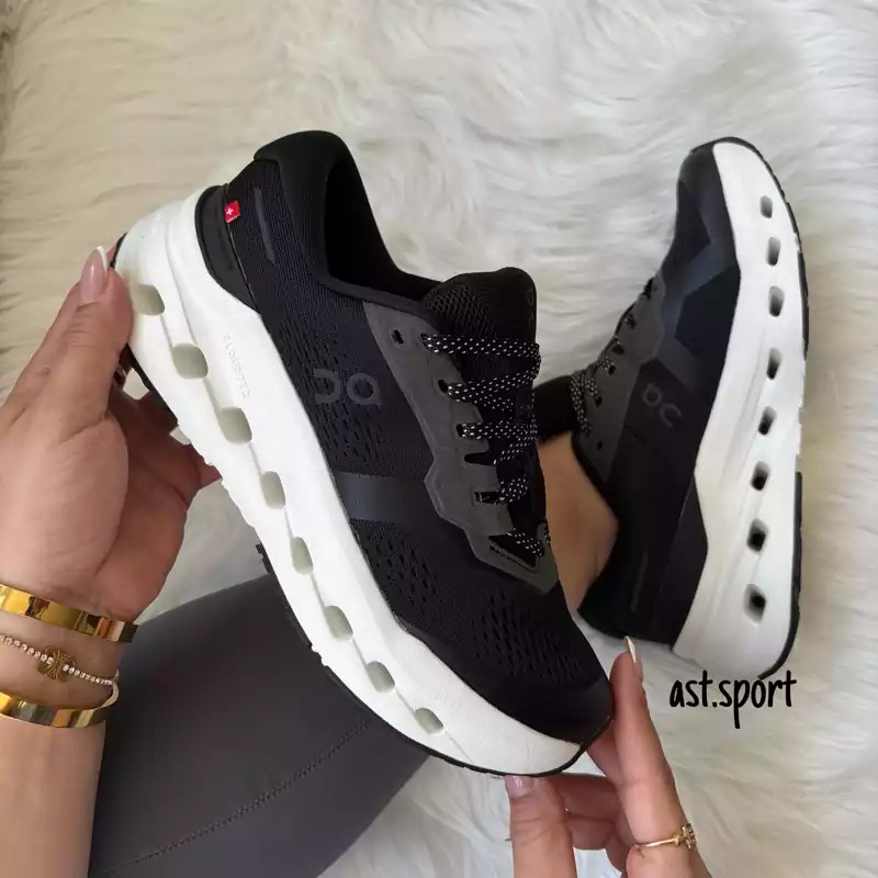 آن کلودرانر 3 مشکی سفید | ON Cloudrunner 3 Black White