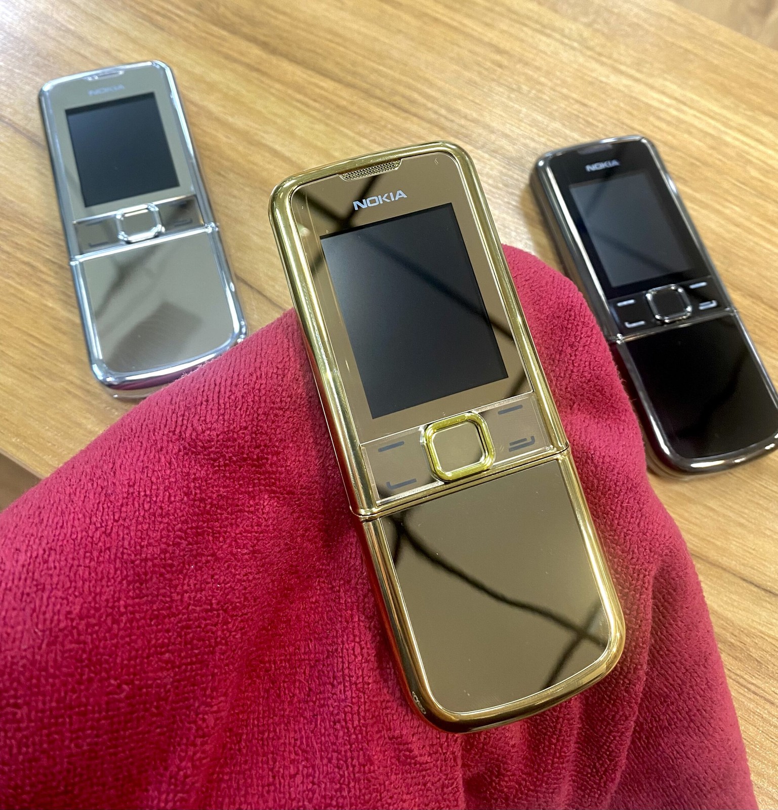 گوشی نوکیا کشویی 8800 nokia
