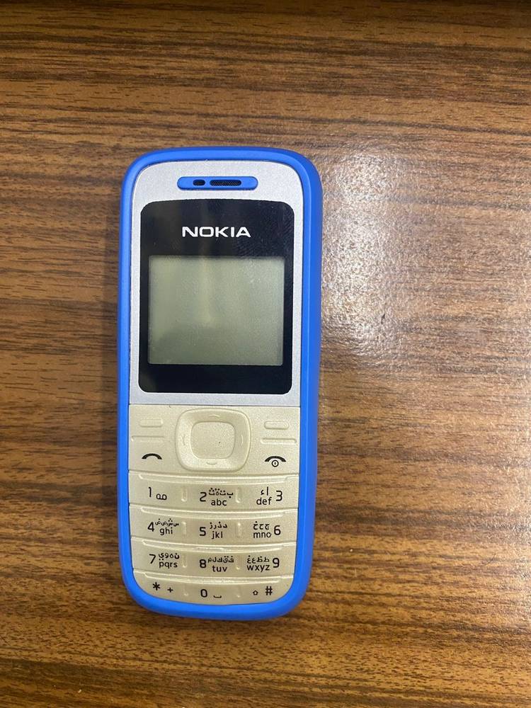 گوشی نوکیا NOKIA 1200 (کارکرده) اصلی قدیمی روشن داخل شبکه و قابل استفاده منو فارسی “اصالت کالا”:”اورجینال” وضعیت ریجستری” ریجسترشده و داخل شبکه” و قابل استفاده