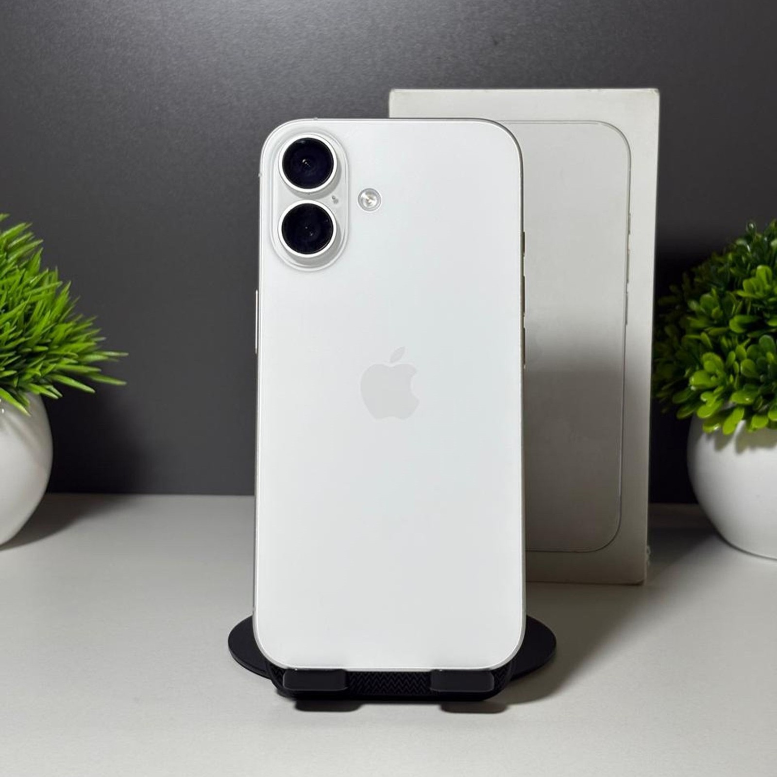 گوشی موبایل اپل مدل iPhone 16 Normal سفید