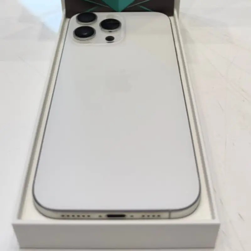 گوشی iPhone 16 Pro Max ZA/A سفید کارکرده حافظه 512 گیگابایت – رجیستری