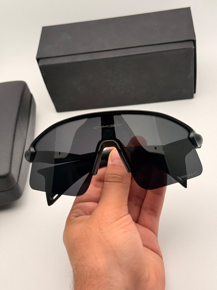 عینک اسپرت و حرفه‌ای اوکلی (Oakley) | کد ۹۵۱۷