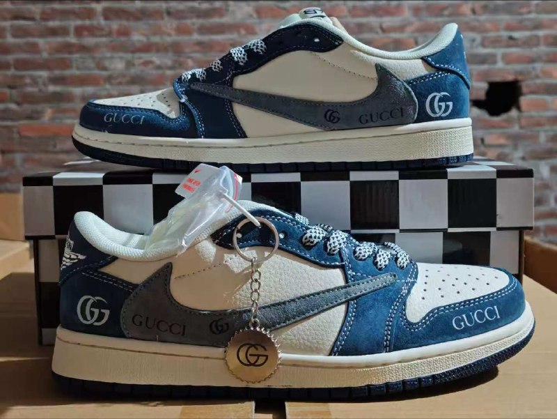 نایک ایر جردن ۱ بدون ساق تراویس اسکات گوچی آبی لی Nike air jordan 1 low Travis Scott LV Blue Lee