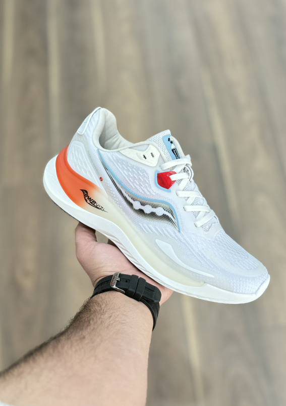 حراج ساکنی سورج سفید Saucony Surge S28179-7 sports shoes