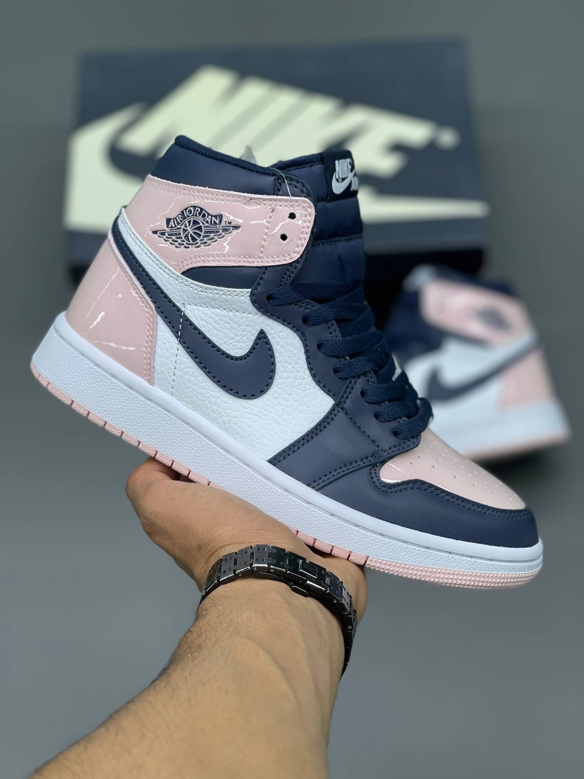 نایک ایر جردن وان صورتی Nike Air Jordan One 194 – ۳۸ مستر کوالیتی