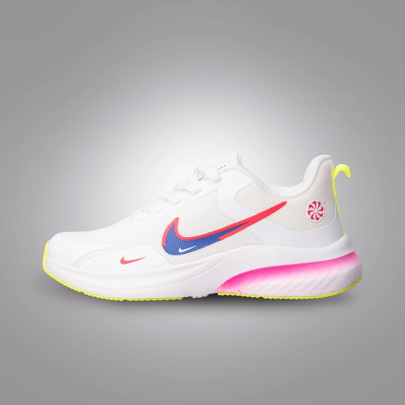 نایک پگاسوس سفید زنانه (Nike Pegasus)