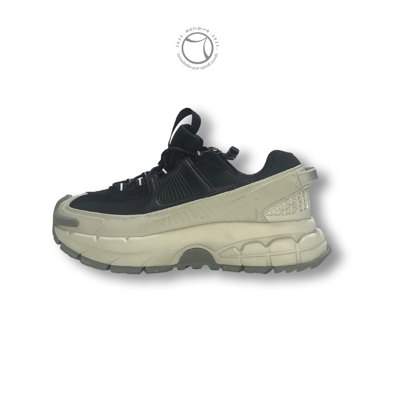 کتونی نایک زوم ومرو روم (Nike Zoom Vomero Roam)
