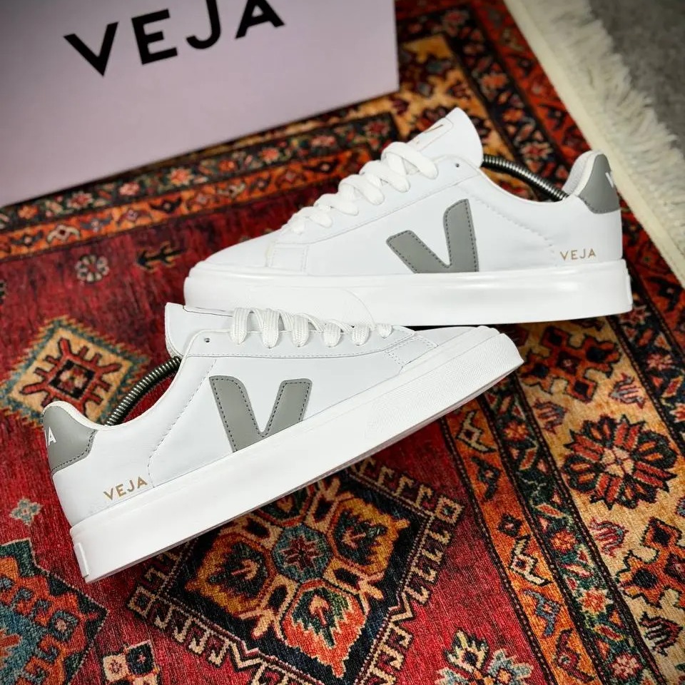 کد 281 ونس VEJA سفید طوسی