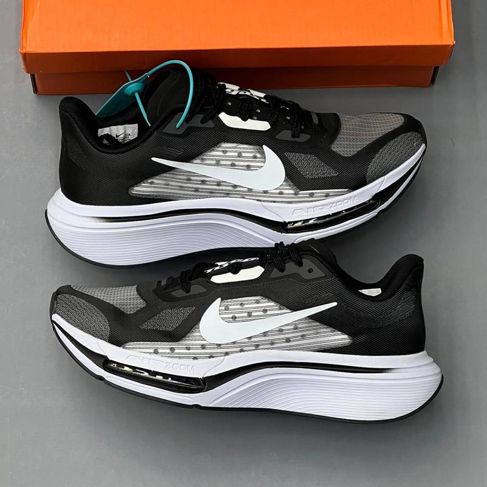 کفش نایک پگاسوس پلاس مشکی سفید Nike Pegasus Plus 2