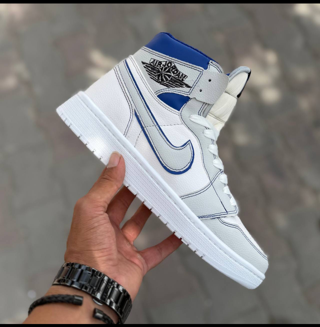 Jordan 1 ساقدار بلوفانتوم