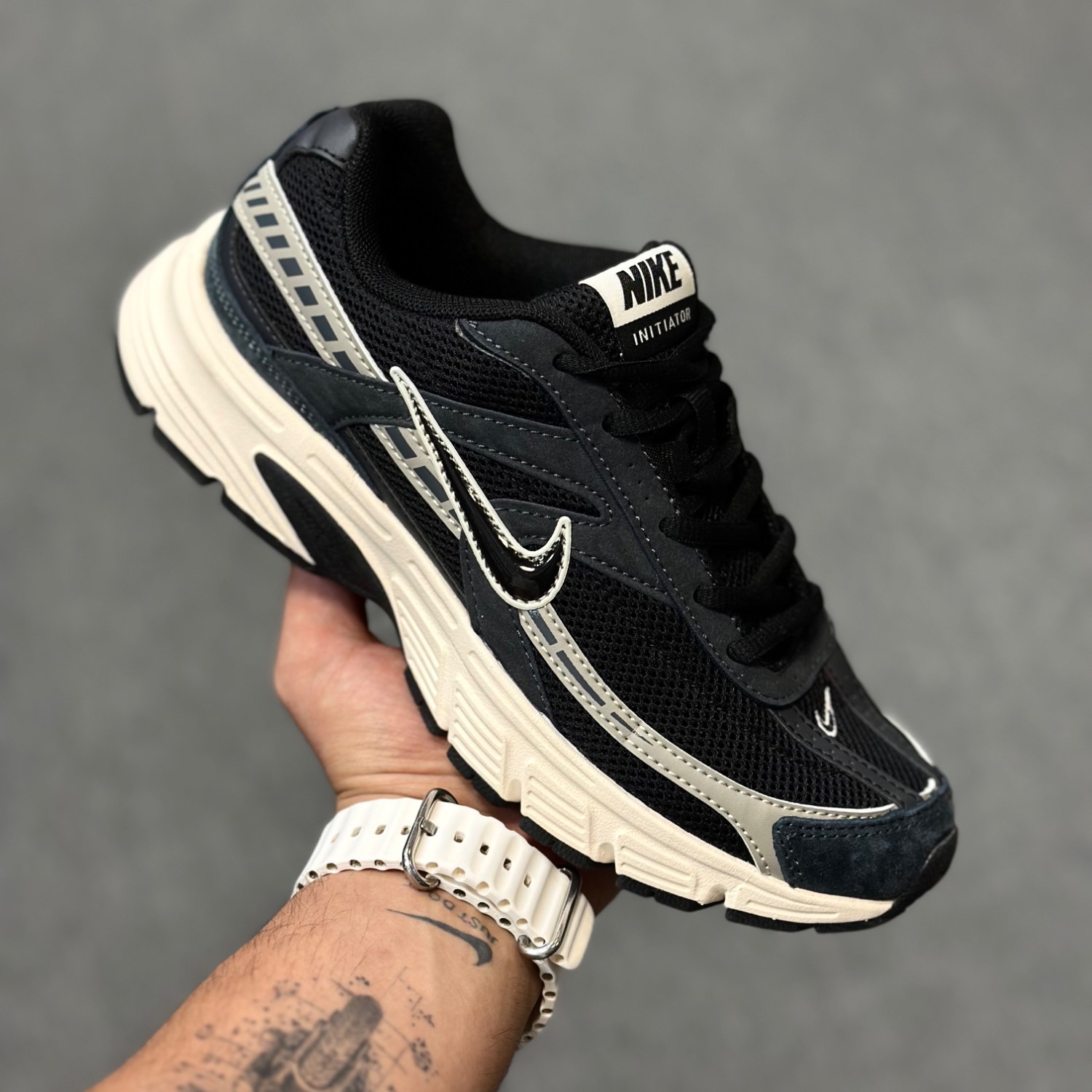 نایک اینشیادور مشکی جیر – Nike Initiator