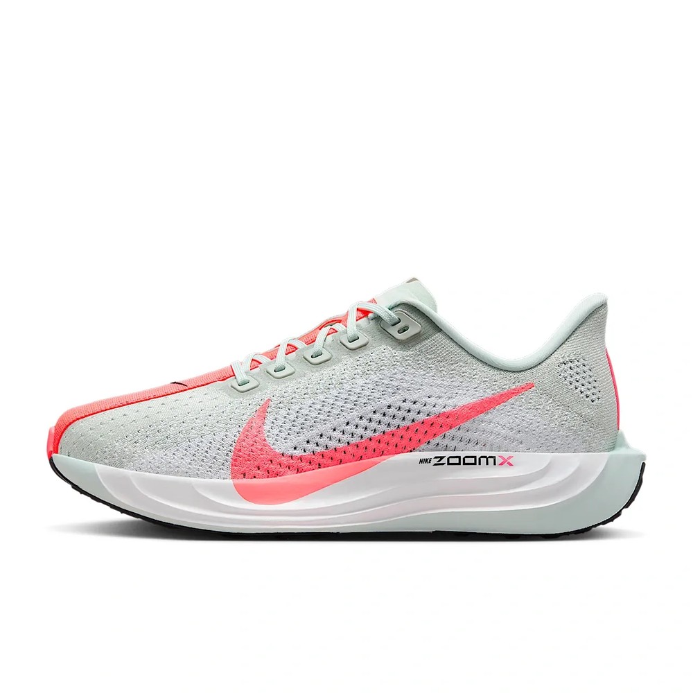 Nike Pegasus Plus