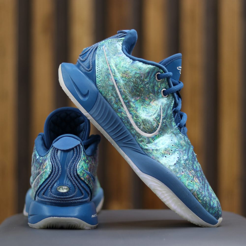 نایک لبرون 21 NIKE Lebron XXl کد FN0708_400