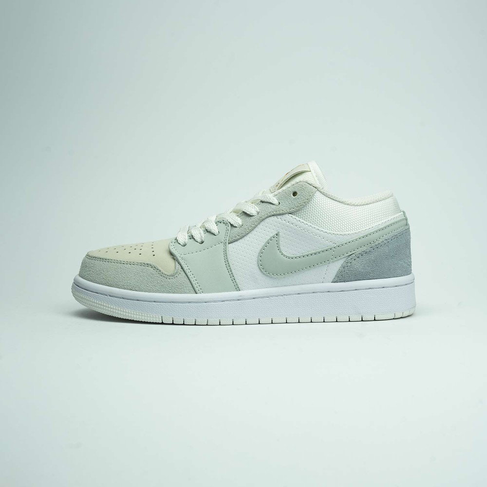 جردن وان لو پاریس Jordan 1 Low Paris [cv3040-100]