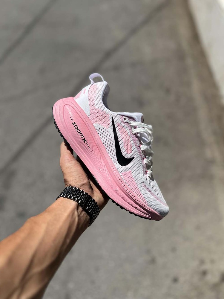 Nike Vomero 2026 Pink