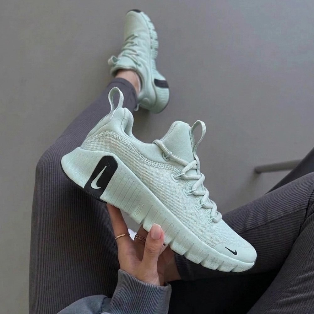 کتونی کراسفیت نایک فری متکان ۶ صدفی | Nike Free Metcon 6 Pearl