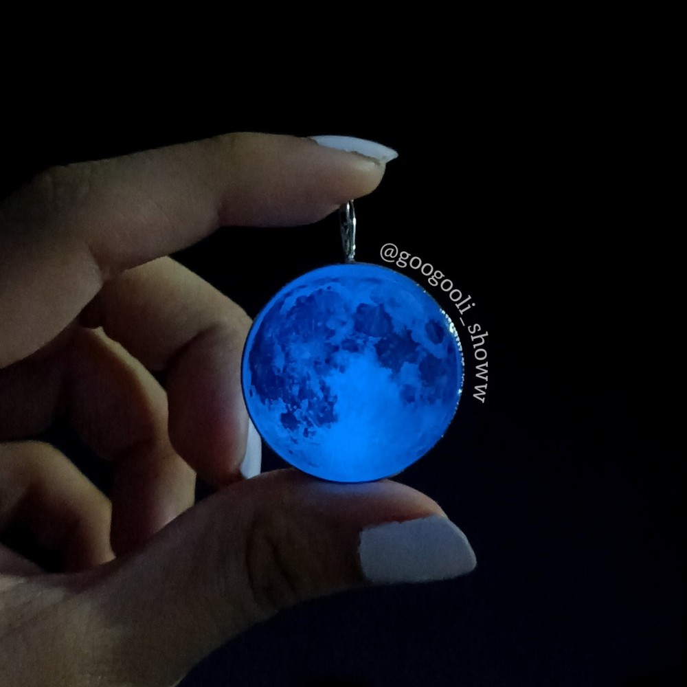 پلاک ماه آبی💙