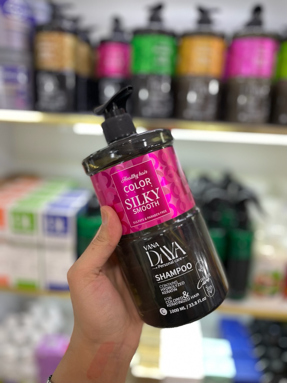 شامپو بدون سولفات مارک وانادایا (VANADAYA) برای موی رنگ شده 1000ml