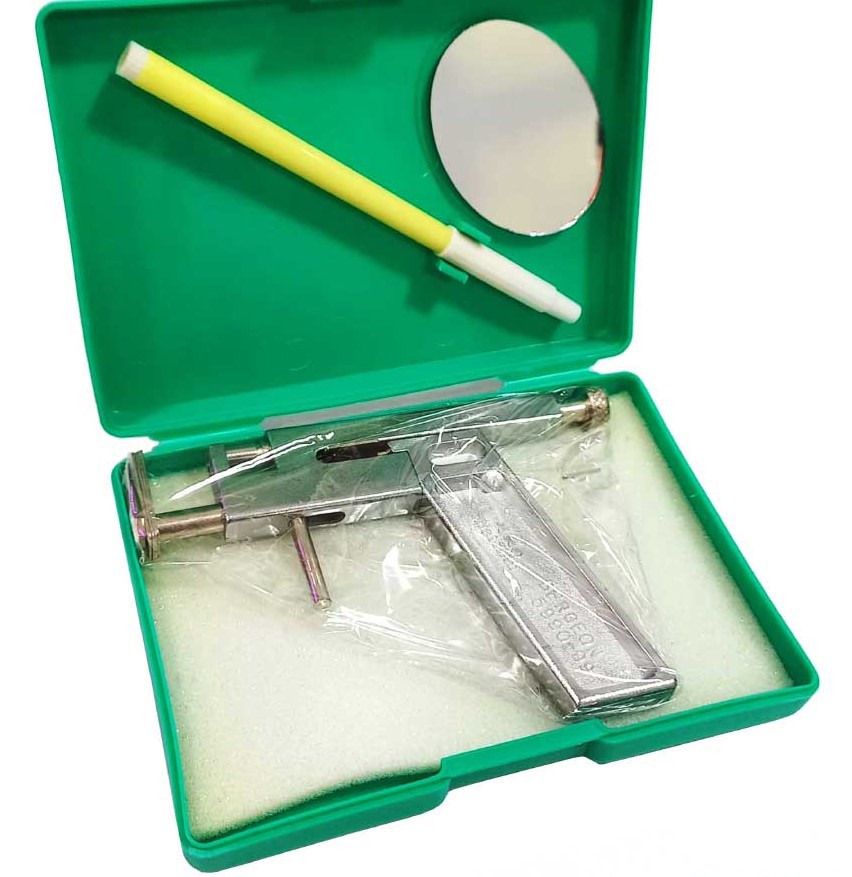 گوش سوراخ کن فلزی