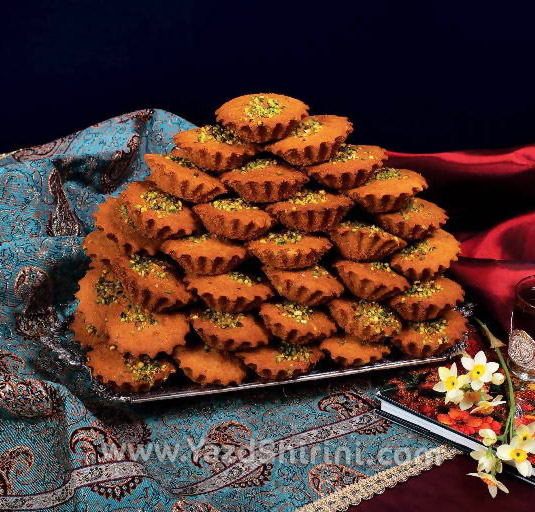 کیک یزدی ممتاز 1100 گرمی شیرینی سنتی (سلفونی)