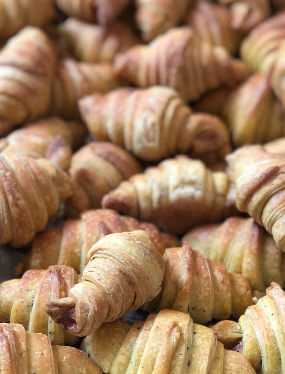 کروسان مخصوص سگ کندی کوکی Candy Cookie
